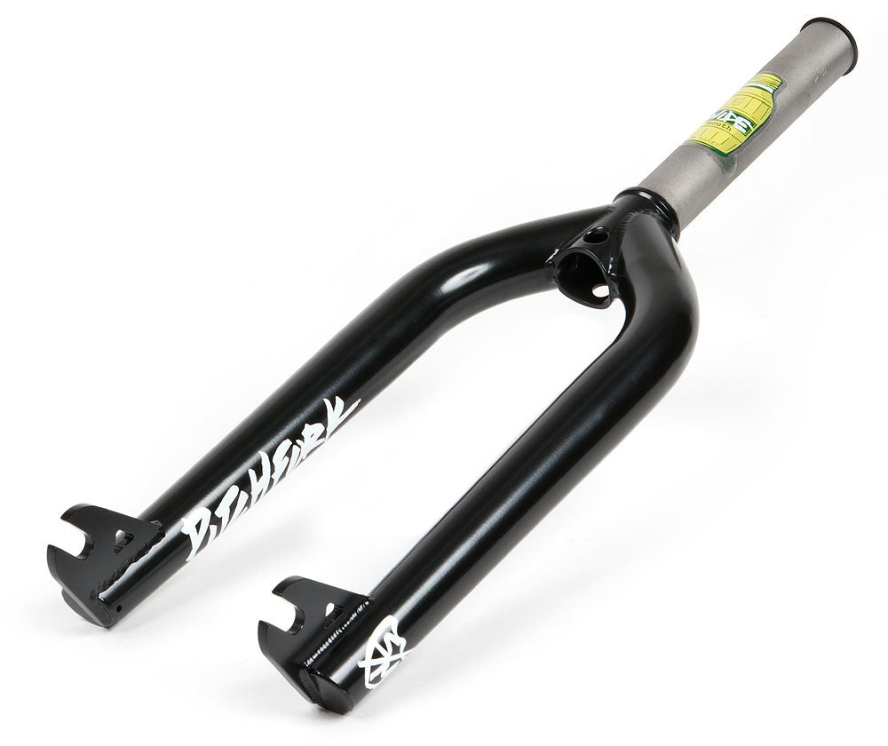 S&M Widemouth Pitchfork