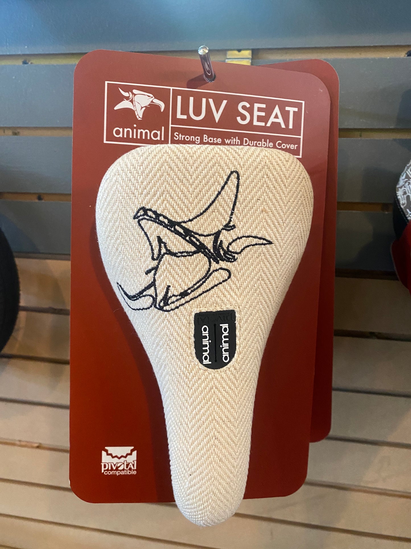 Animal LUV Seat