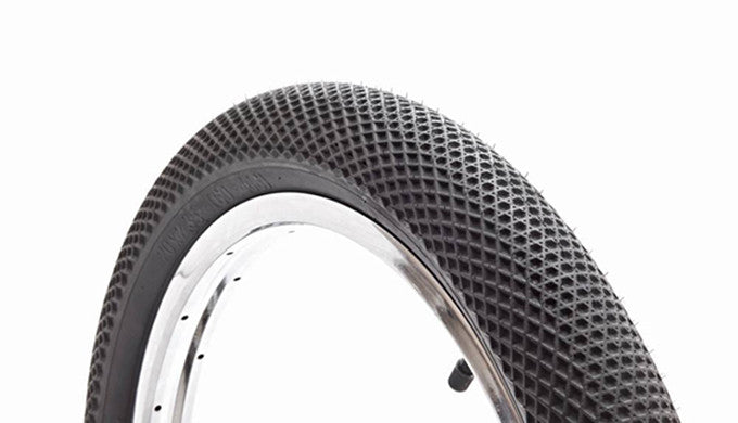 Cult Vans Tire