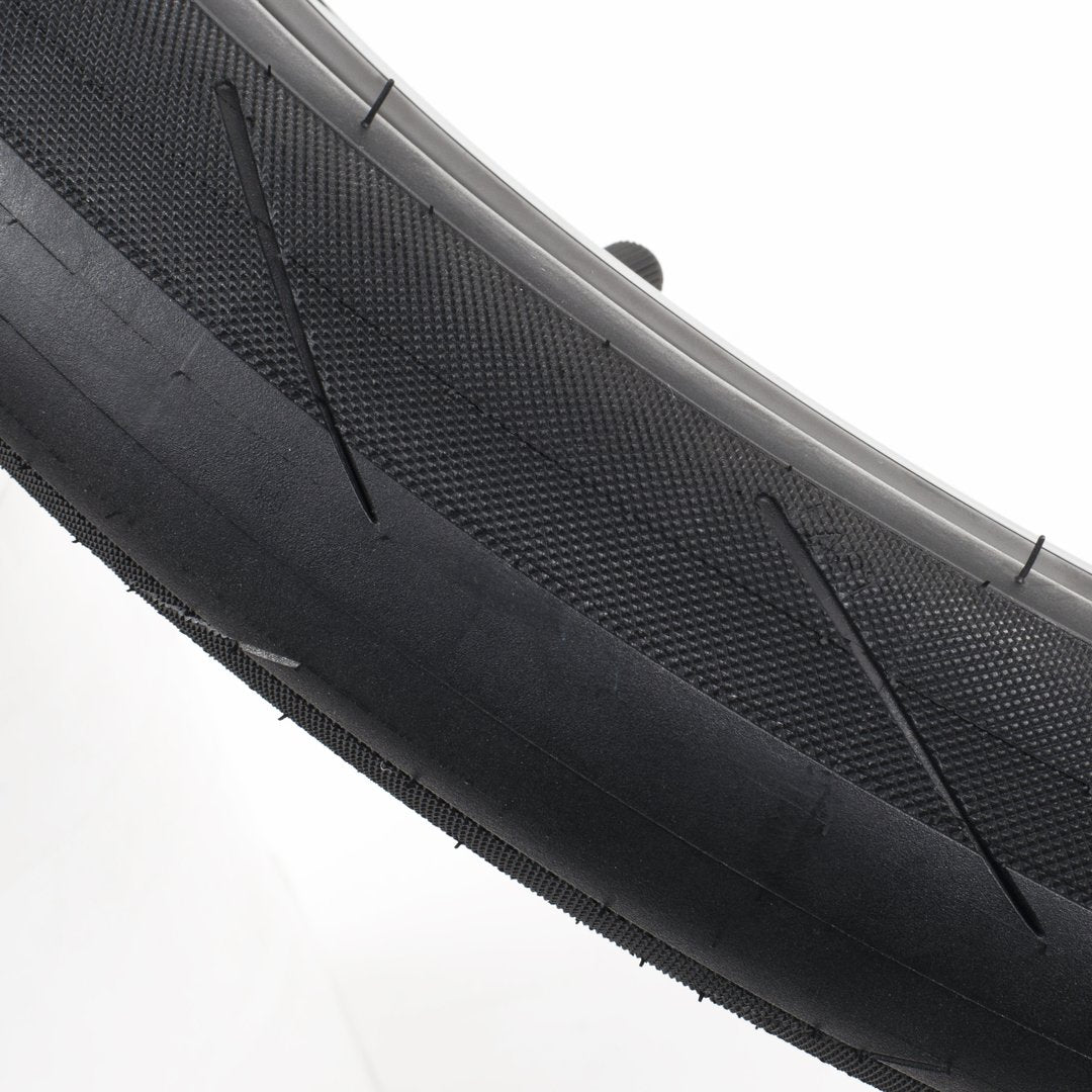 Cult Fast & Loose Walsh Tire